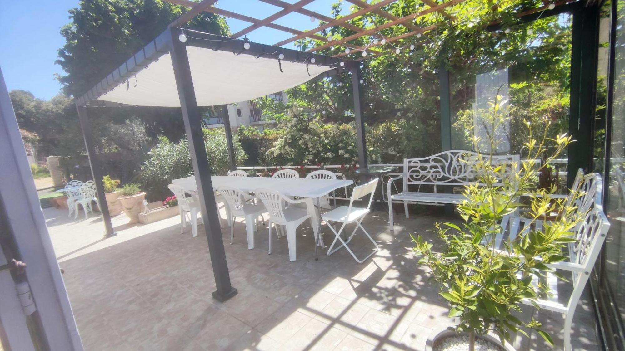 Le Jardin Des Rocailles - Villa 4 Chambres Climatisee Avec Piscine A Deux Pas D'Avignon Villeneuve-les-Avignon Exterior photo