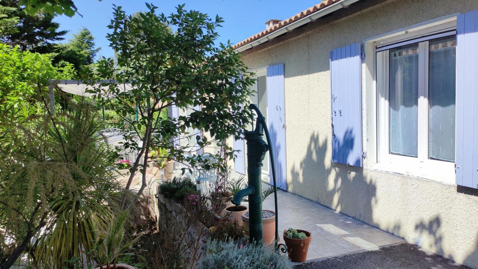 Le Jardin Des Rocailles - Villa 4 Chambres Climatisee Avec Piscine A Deux Pas D'Avignon Villeneuve-les-Avignon Exterior photo