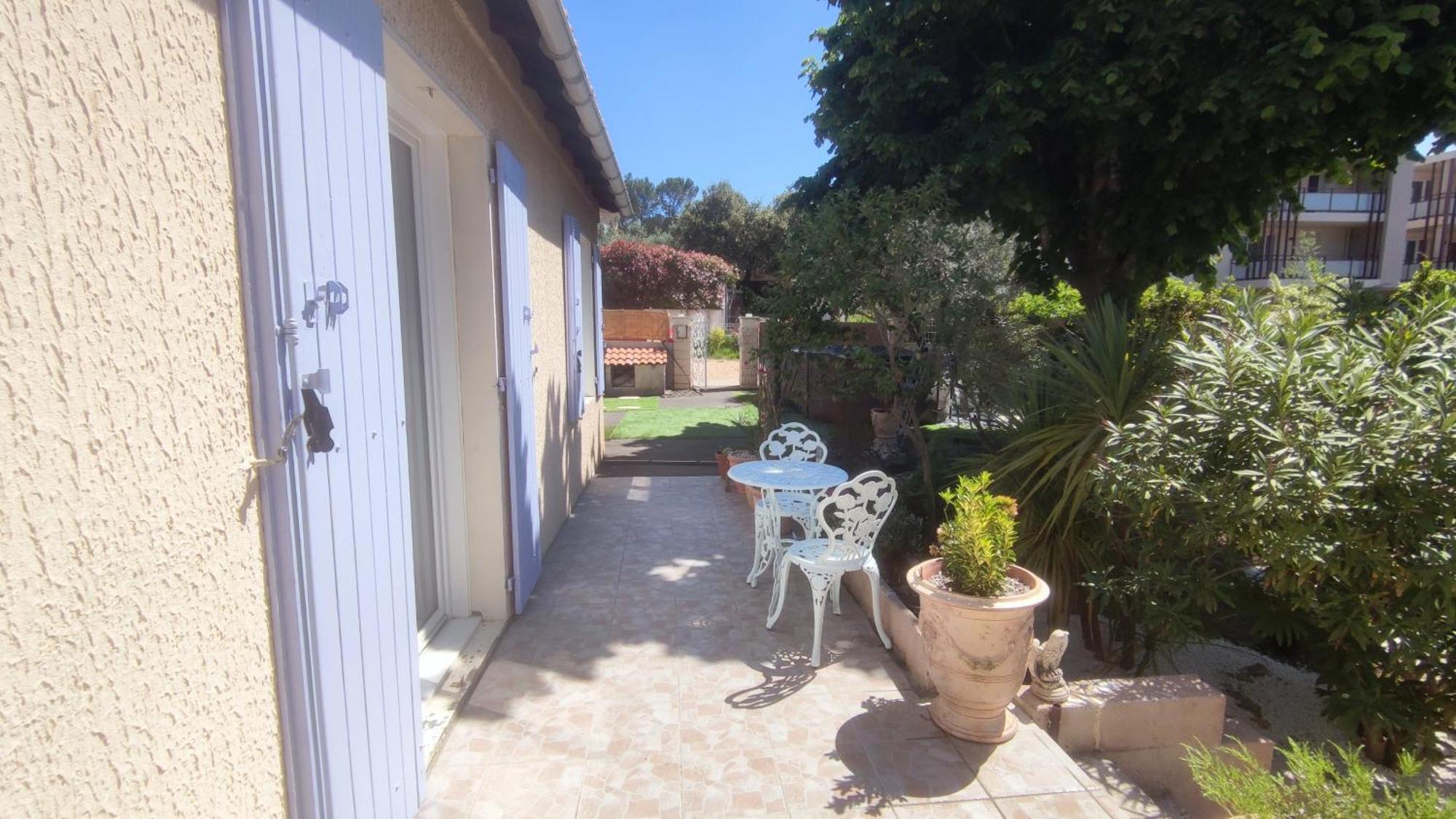 Le Jardin Des Rocailles - Villa 4 Chambres Climatisee Avec Piscine A Deux Pas D'Avignon Villeneuve-les-Avignon Exterior photo